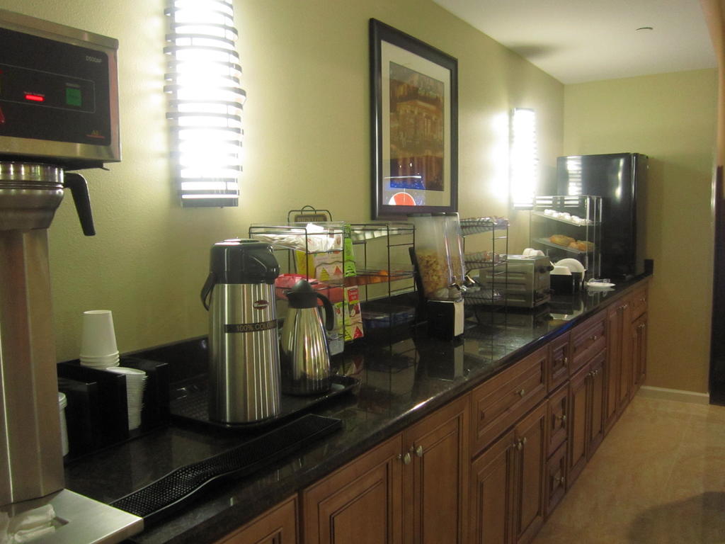 Red Carpet Inn And Suites Monmouth Junction Luaran gambar